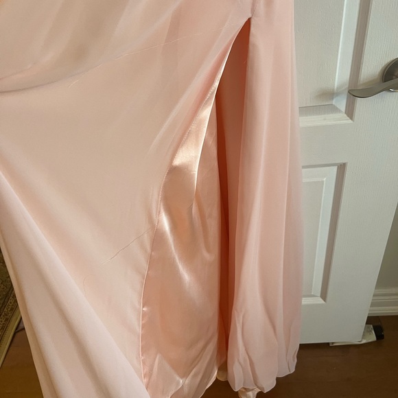 PROM DRESS - Picture 2 of 6